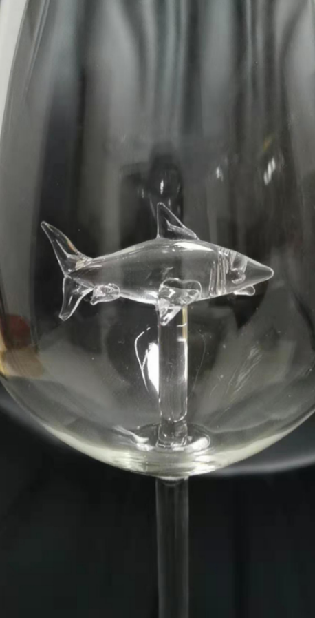 Red Wine Glasses with Shark Inside Goblet Glass Lead-Free Clear Glass for Home Bar Party HFing - Viniamore