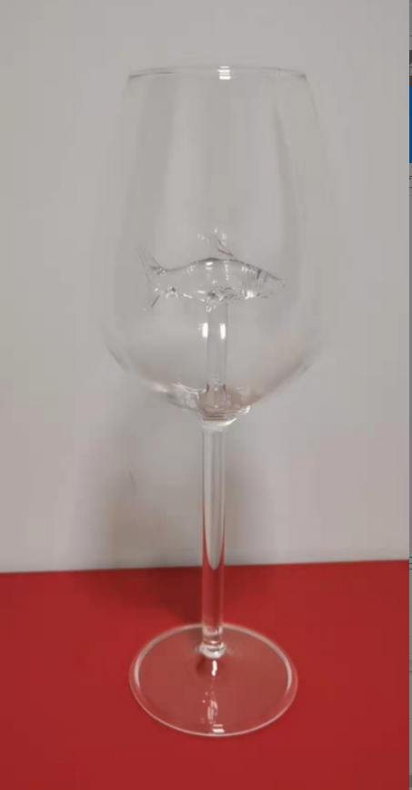 Red Wine Glasses with Shark Inside Goblet Glass Lead-Free Clear Glass for Home Bar Party HFing - Viniamore